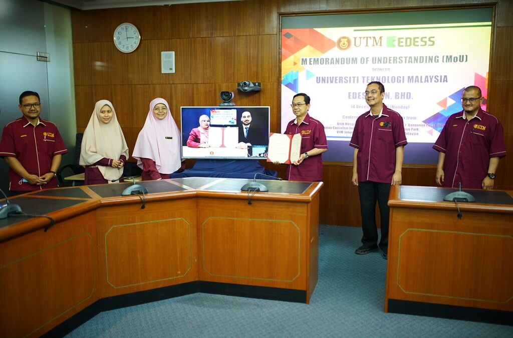 MOU UTM Bersama Edess Education Development And Solutions Specialist Sdn. Bhd Pada 14 Dis 2020