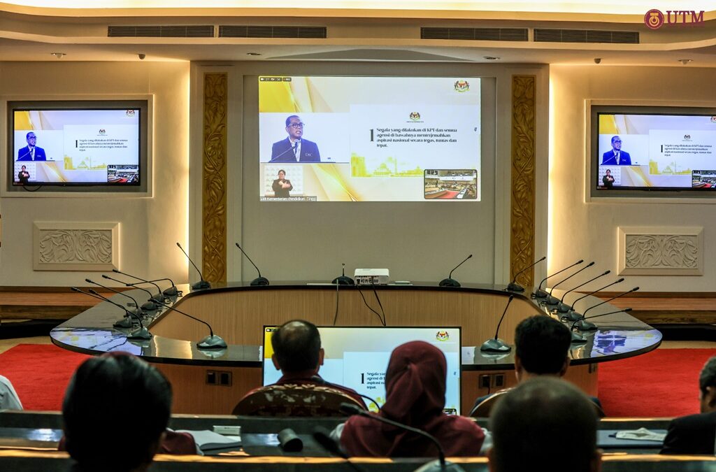 Siaran langsung Majlis Perutusan Tahun Baharu 2023 bersama YB Dato’ Seri Mohamed Khaled Nordin