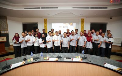Majlis Penyerahan Rasmi Dokumen Memorandum Perjanjian Kerjasama Penyelidikan Kementerian Pendidikan Malaysia dan Universiti Teknologi Malaysia (UTM)