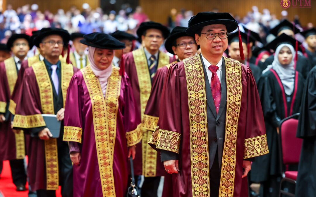 Rakaman Lensa Sidang Kesepuluh Istiadat Majlis Konvokesyen ke-67 Universiti Teknologi Malaysia (UTM)
